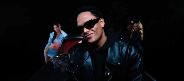 CHELO RAMÍREZ Y ZION TIÑEN DE MAGIA A MÉXICO CON “TRAJECITO AZUL”, SU NUEVO SENCILLO