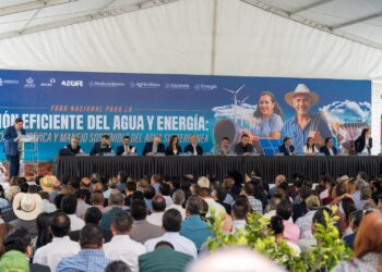 Ramírez Cuéllar plantea decálogo para lograr justicia hídrica y transición energética