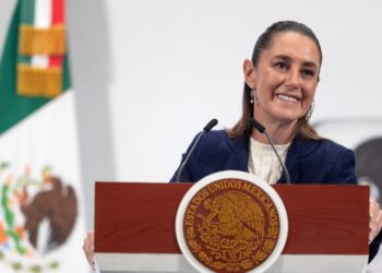 Acuerdo para fijar precio de exportación del jitomate, propuesto por productores: Sheinbaum