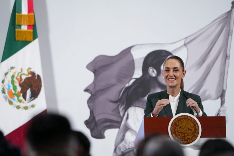 Sheinbaum reconoce disminución de envío de remesas desde EU Borrador automático