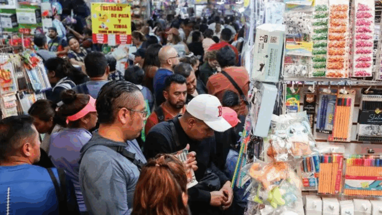 Aumenta 30% el uso de tarjetas de crédito por regreso a clases