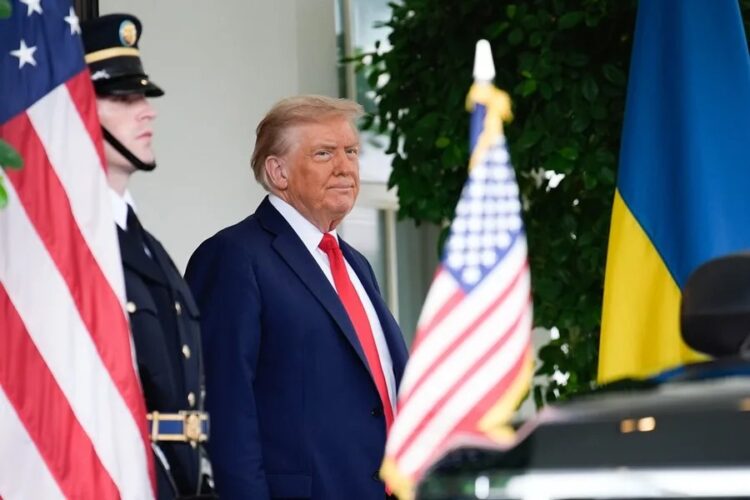 Trump celebra el nuevo mapa electoral de Texas, que haría sumar más escaños a los republicanos