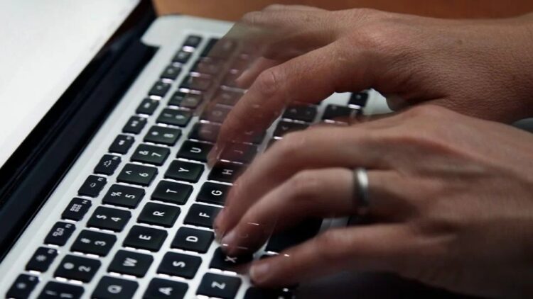 Estafadores utilizan “deepfakes” para suplantar la identidad de funcionarios de Trump