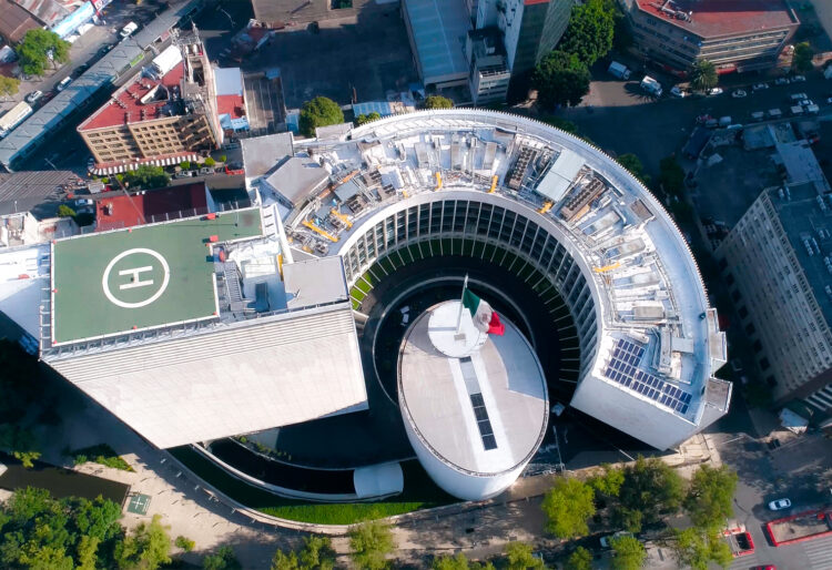 Clausuran en el Senado el curso de formación política para mujeres jóvenes She Switch México