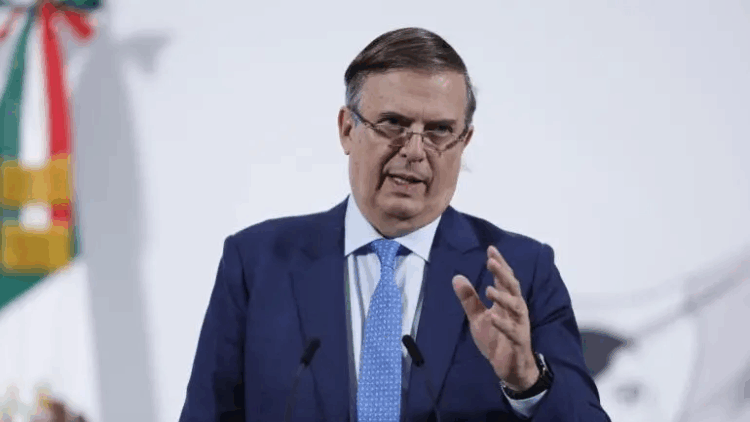 Se prohíbe la importación temporal de calzado terminado para proteger la industria nacional: Ebrard