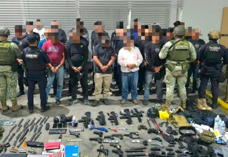 Detienen a 38 hombres en entrenamiento táctico en Michoacán; había un estadunidense