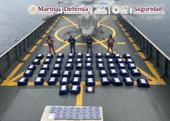 Semar asegura 1.6 toneladas de cocaína en costas de Guerrero