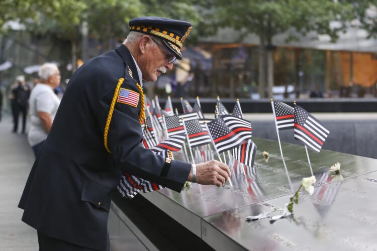 Tensión política ensombrece el 24 aniversario del 11-S en Nueva York