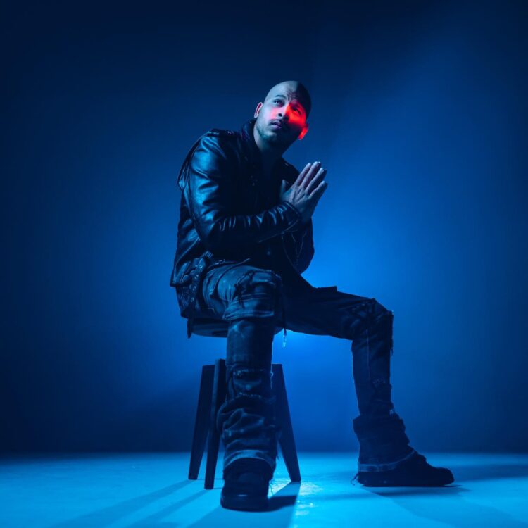 Jalil López conmueve a Ciudad de México con una presentación espontánea frente al Palacio de Bellas Artes