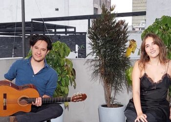 La magia de Marilia Monzón llega a México: Un “Momento” íntimo en la terraza de la PlayHaus de Totalplay