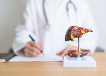 Nuevo modelo médico busca frenar la cuarta causa de muerte en México: crisis hepática