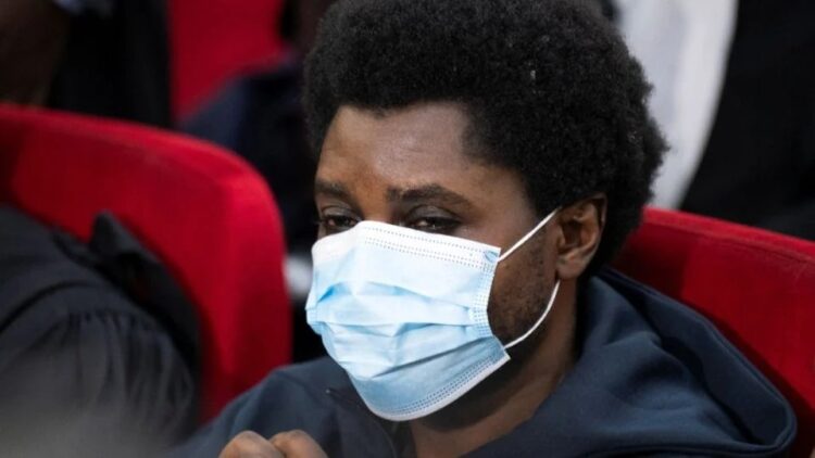 Dictan tres años de trabajos forzosos para ministro de Justicia por caso de corrupción en el Congo