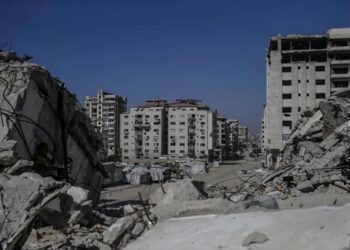 Al menos 83 mueren en ataques israelíes en Gaza este sábado