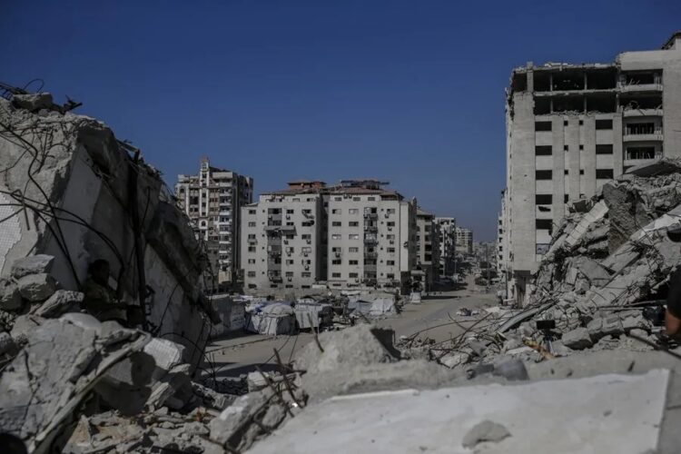 Al menos 83 mueren en ataques israelíes en Gaza este sábado