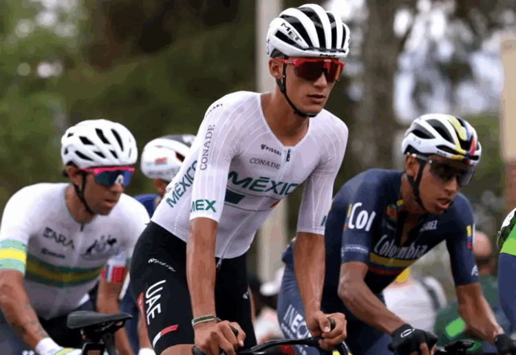 Isaac del Toro ya es el segundo máximo ganador del ciclismo mundial en 2025