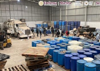 Durango: hallan 7 mil litros de huachicol y químicos precursores en operativo