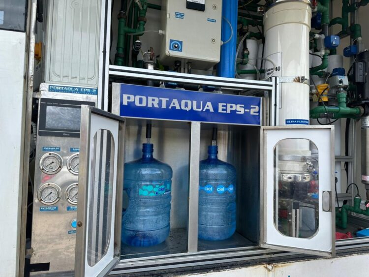 Industria Mexicana de Coca-Cola apoya la recuperación tras la tormenta Raymond