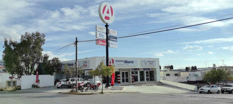 Acerca Farmacias del Ahorro una opción de salud a las familias de Zacatecas