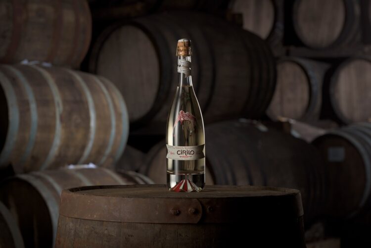Del alambique a la copa flauta: Cirilo reinventa el tequila como espumoso de exportación