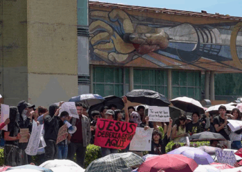 Facultad de Ciencias Políticas se va a paro en medio de crisis de seguridad en la UNAM