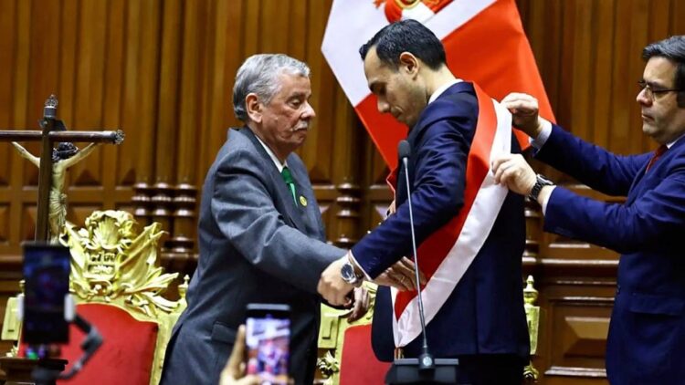 Quién es José Jerí, el inesperado nuevo presidente de Perú