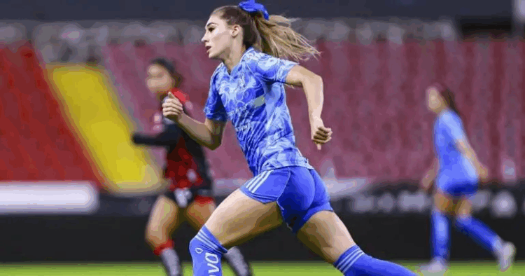 Tigres Femenil arrasa a Puebla y se afianza como líder del Apertura 2025