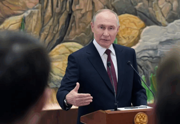 Rusia parará los combates si Ucrania se retira, afirma Putin