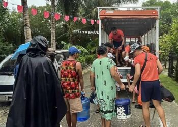 Más de 150 mil evacuados en Filipinas ante inminente llegada de tifón