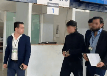 Junior H declara ante la Fiscalía de Jalisco por presunta apología del delito