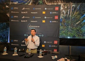 Concepto Móvil lleva la experiencia conversacional a la votación de los Premios eCommerce México 2025