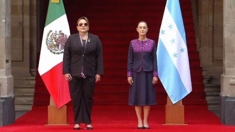 Recibe Presidenta Claudia Sheinbaum a su homóloga de la República de Honduras, Xiomara Castro, en Palacio Nacional