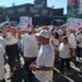 Inicia marcha con miles de asistentes en Uruapan para exigir justicia por el alcalde Carlos Manzo