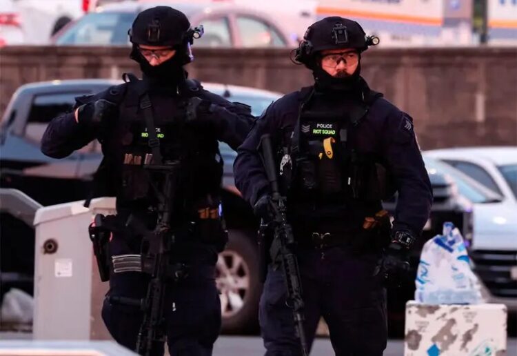 Al menos 11 muertos tras tiroteo en fiesta judía en Australia