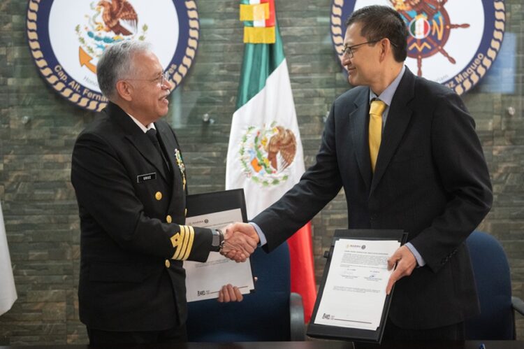 Capacitación naval se fortalece con alianza estratégica académica