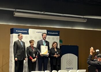 FIMPES otorga reconocimiento a Tecmilenio por integridad académica y formación ética