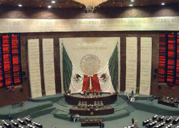 De madrugada, diputados aprueban más y nuevos aranceles a productos de importación desde China y otros países