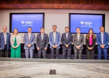 VidaLuz presenta portafolio de 10 pólizas para sectores sin protección financiera