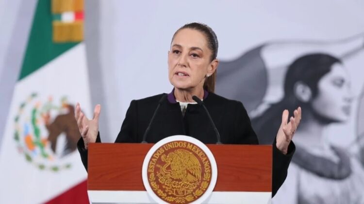 “Siempre vamos a estar de acuerdo con la democracia”, dice Sheinbaum tras acusación de Xiomara Castro por un posible golpe de Estado