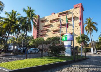 Holiday Inn Ixtapa impulsa una nueva era de paquetes todo incluido sostenibles