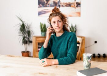 Despegar lanza SOFIA por voz: la asistente virtual ahora también atiende llamadas telefónicas