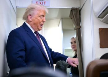 Trump amenaza a Canadá con “aranceles del 100%” si hay acuerdo comercial con China