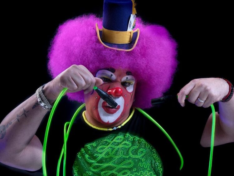 PLATANITO OFRECERÁ FUNCIÓN ESPECIAL EN EL TEATRO METROPÓLITAN CON SINFONÍA DE LA RISABorrador automático