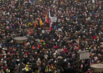 “Groenlandia no está a la venta”: miles de manifestantes toman las calles de Dinamarca en protesta contra de las amenazas de Trump