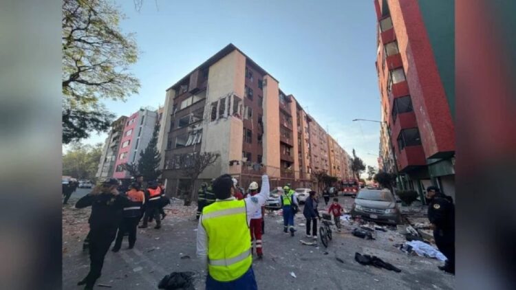 Explosión en Coyoacán: cinco heridos tras acumulación de gas en departamento