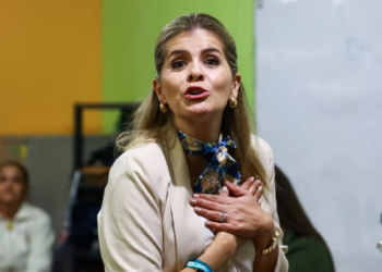 Laura Fernández gana elección presidencial de Costa Rica; se mantiene el rumbo hacia la derecha