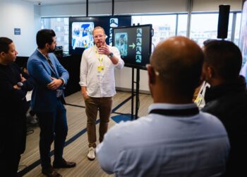 Los cinco grandes retos que frenan el crecimiento de las pymes mexicanas en la era digital según 30X