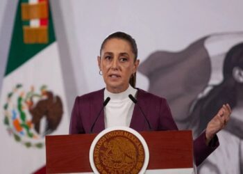 “México ha decidido su destino sin copiarle a nadie”, responde Sheinbaum a la presidenta de Madrid tras comparación con Venezuela